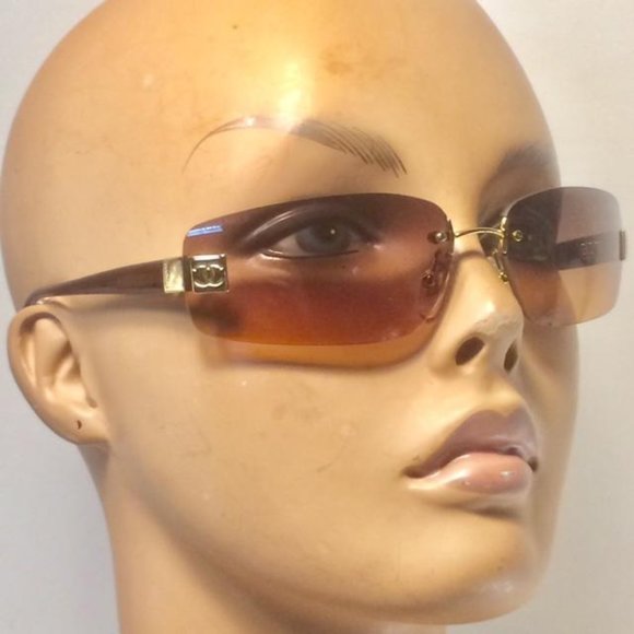 CHANEL Accessories - Chanel Bronze Gradient Tint Lens Sunglasses